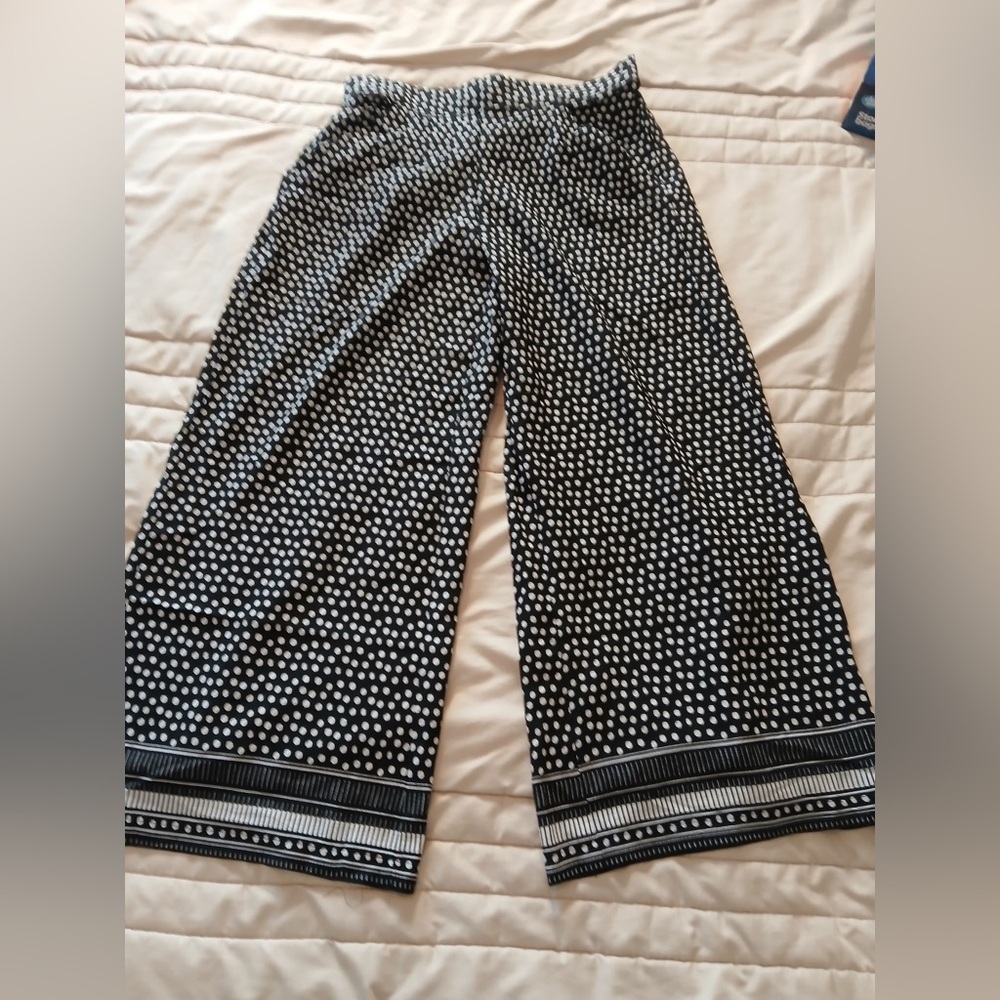 Max Studio Black and White Patterned Wide-Leg Pants - Picture 3 of 6